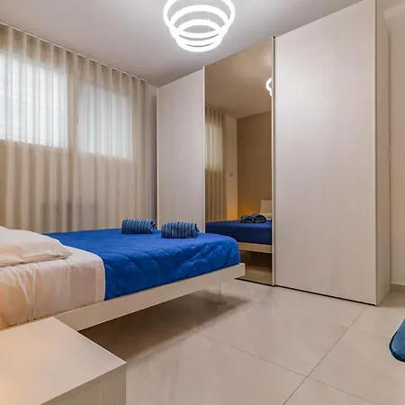 Apartmán Elilux - Zona Policlinico, Garage E Posto Auto *