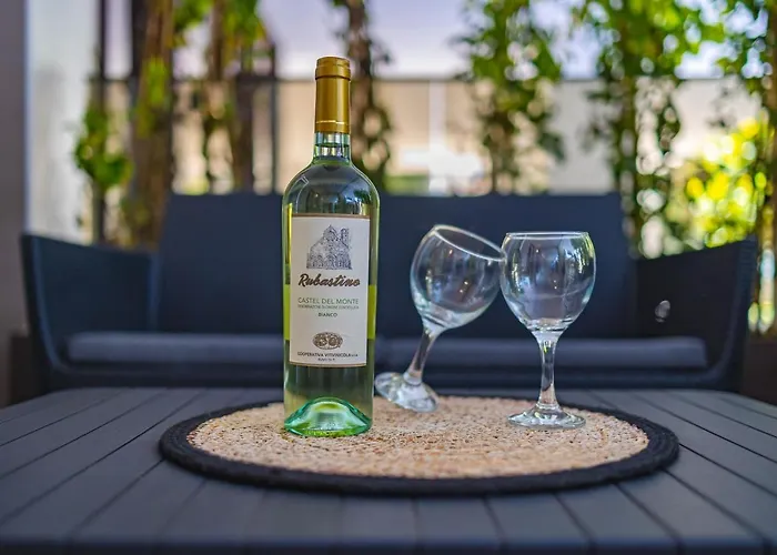 Elilux - Zona Policlinico, Garage E Posto Auto