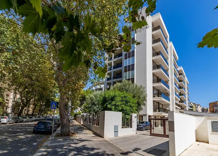 Apartment Elilux - Zona Policlinico, Garage E Posto Auto Bari