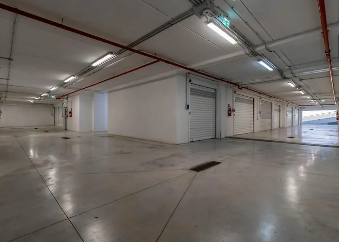 Elilux - Zona Policlinico, Garage E Posto Auto *