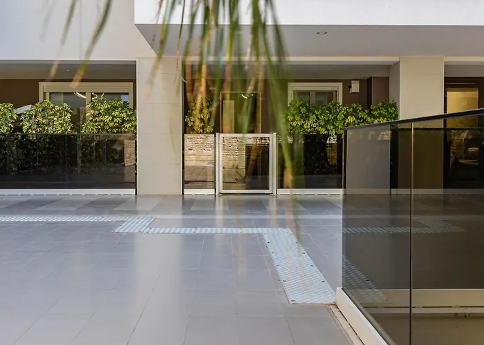 Elilux - Zona Policlinico, Garage E Posto Auto Apartment *