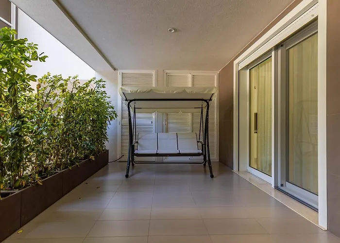 Apartment Elilux - Zona Policlinico, Garage E Posto Auto